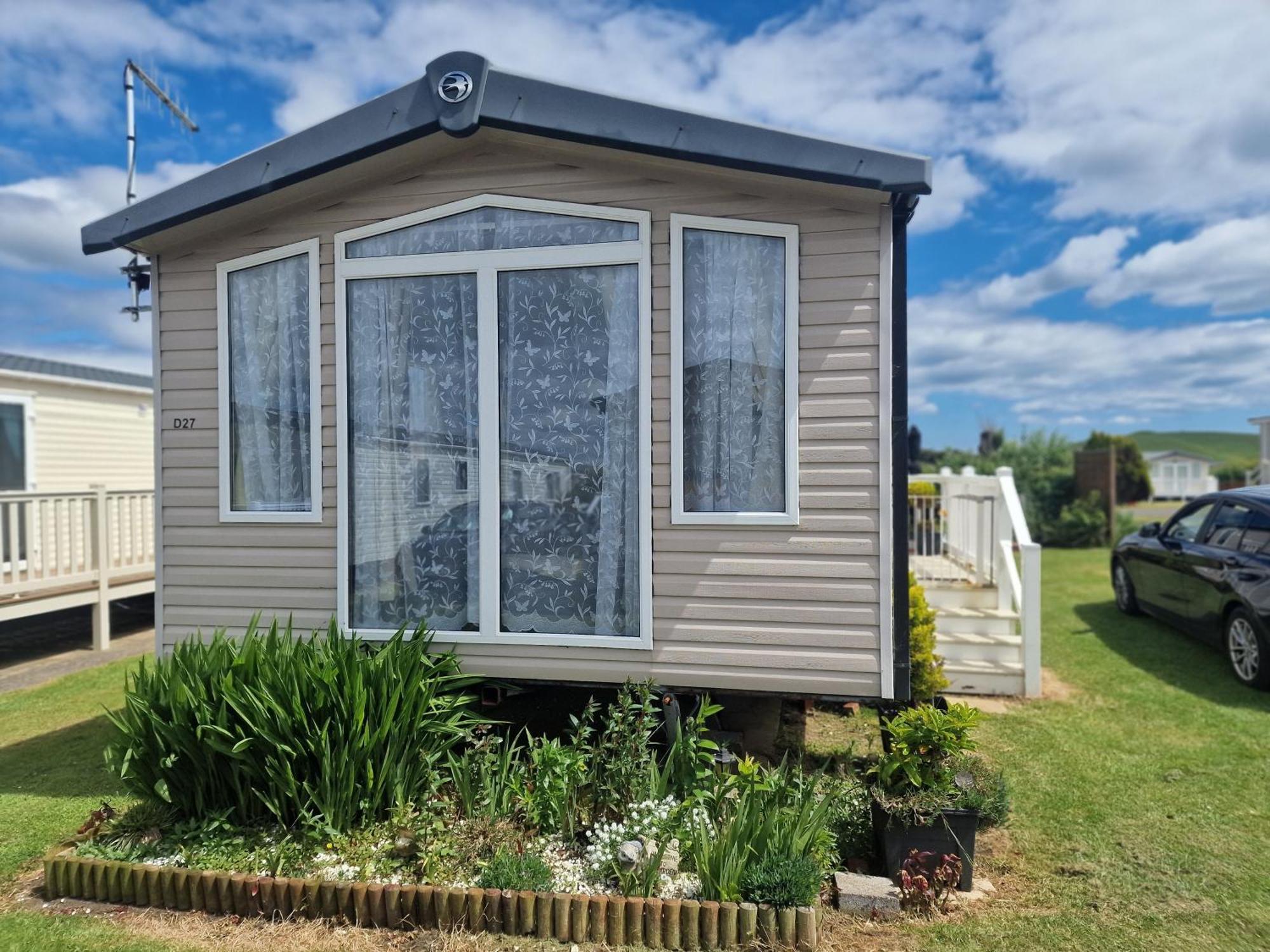 Отель Durdlee Door, D27, Main Rd, West Lulworth, Wareham Bh20 5Pu Экстерьер фото