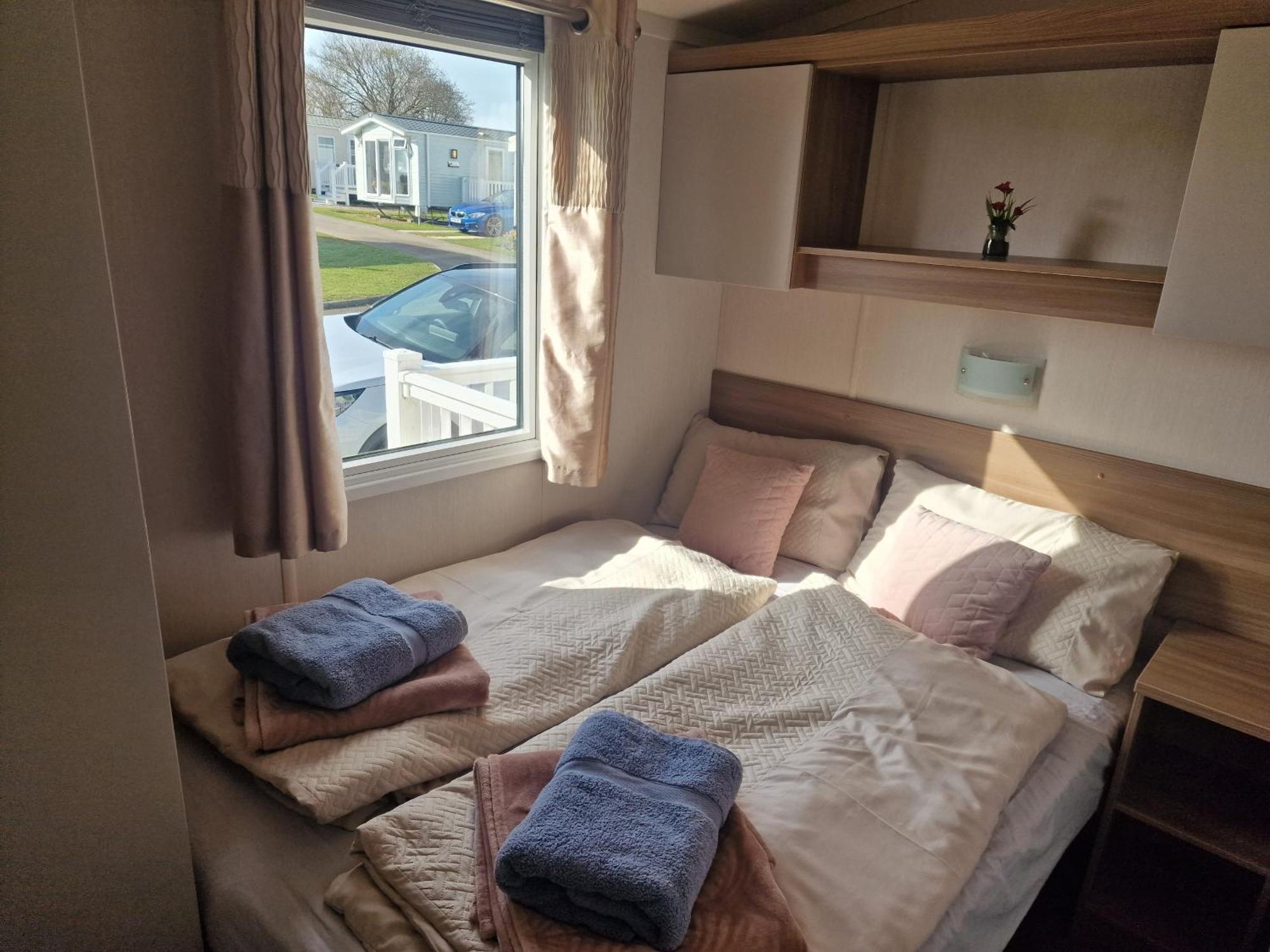 Отель Durdlee Door, D27, Main Rd, West Lulworth, Wareham Bh20 5Pu Экстерьер фото